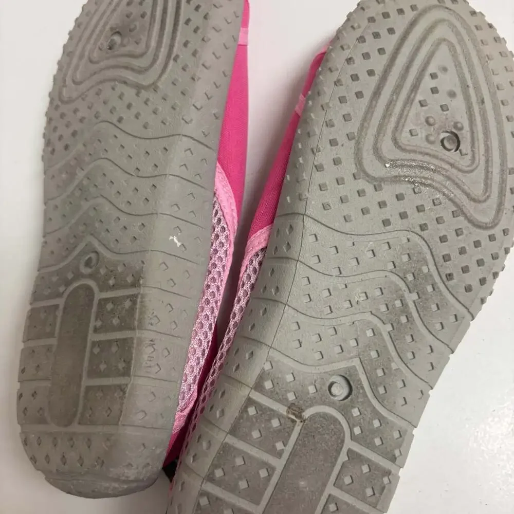 Girls' Pink Mesh Water Shoes, size 3